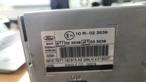 Radio CD Player Ford Focus 2 cod 10R023539