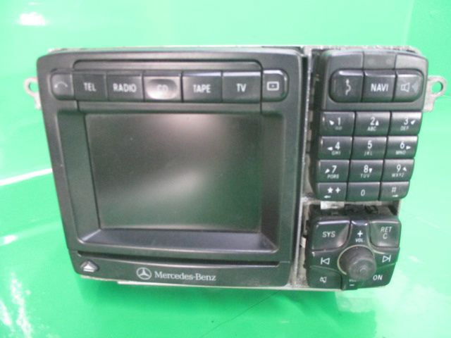 RADIO CD PLAYER / NAVIGATIE COD A2208270442 MERCEDES S-CLASS W220 FAB. 1998 - 2005 ⭐⭐⭐⭐⭐