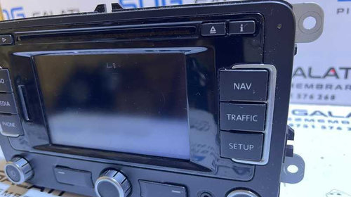 Radio CD Player Navigatie RNS 310 VW Caddy 2004 - 2011 Cod 3C0035270