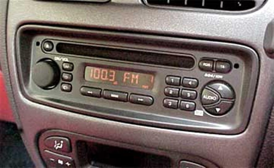 Radio Cd Player OEM Peugeot 206 CC Cabrio 1574243792