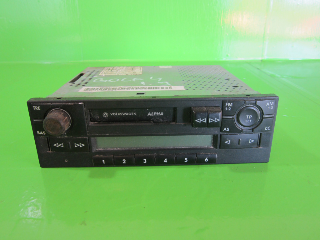 RADIO / CD PLAYER ORIGINAL VW ALPHA-5 COD 1J0035153 VW GOLF 4 FAB. 1997 – 2005 ⭐⭐⭐⭐⭐