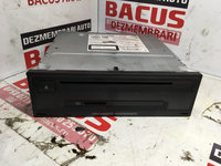 Radio CD player pentru vw golf 7 cod: 5g0035820