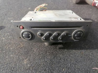 Radio CD player Renault 8200483757