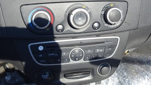 Radio CD player Renault Megane 3 din 2010