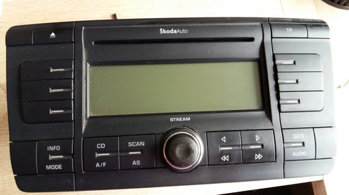 Radio cd player skoda octavia 2 1z0035161 a