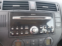 Radio CD Player Sony cu Defect Ford Focus 2 2004 - 2010 Cod sdgrcpsfcb1