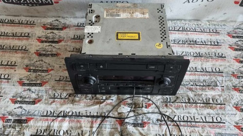 Radio CD-Player Symphony II cu AUX Audi A4 B6 cod 8E0035195M