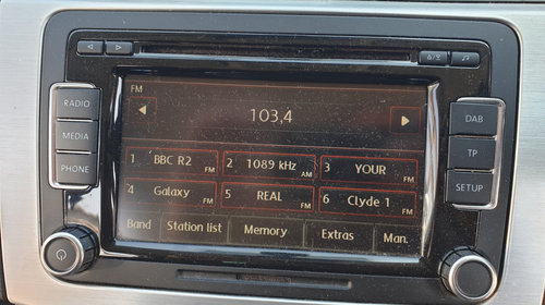 Radio CD Player Volkswagen Passat B6 2005 - 2