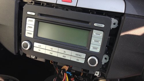 Radio CD Player VW Passat B6 2005 2008