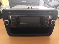 Radio CD RCD 210 VW Golf PASSAT Caddy Jetta Polo stare perfecta