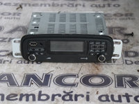 RADIO CD RENAULT CLIO 4 / AN 2014 / COD 281159981R