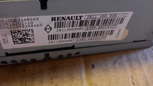 Radio CD Renault Megane 3 Fluence cod produs :281150030R