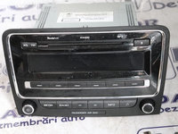 RADIO CD SKODA SUPERB / AN 2009 / COD 3T0035161B