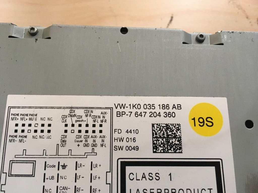 Radio CD VW Passat B7 variant cod 1K0035186AB