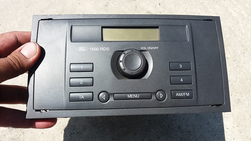 Radio Ford Focus CMax stare FOARTE BUNA 1425097165