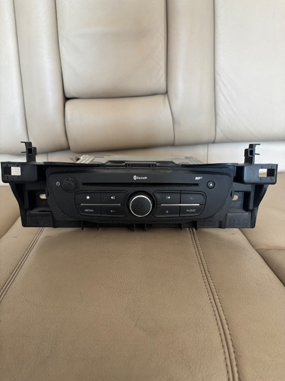 1-DIN Radioblende Für Renault Mégane & Scénic Ab '95 – Komplett-Set Zum Top-Preis!