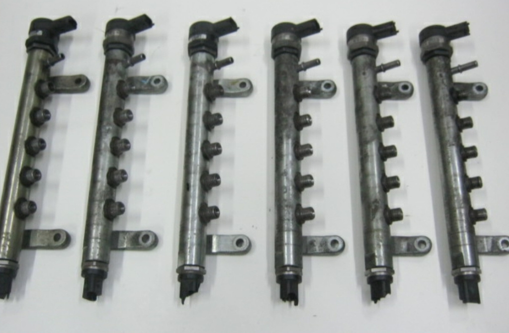 RAMP INJECTOARE FIAT ULYSSE 2.2 JTD COD 9656917280