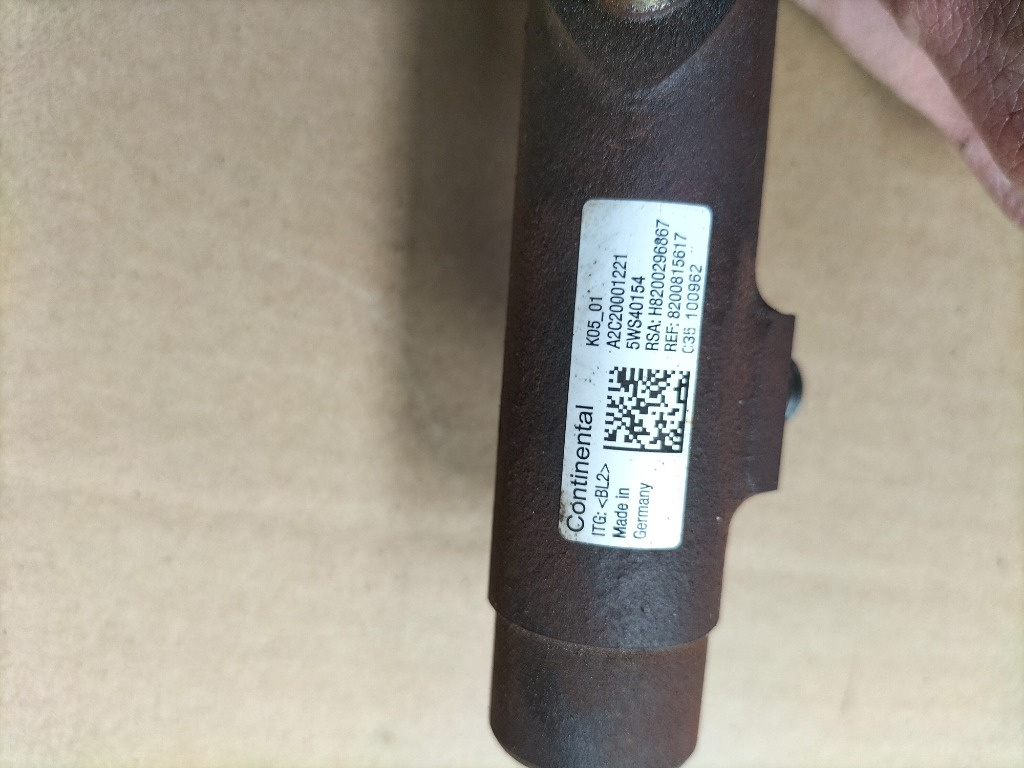 Rampă injectoare Nissan Qashqai, 2009, 1.5 DCi, cod: 8200815617