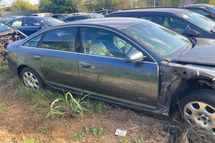Rampa comuna injectoare dreapta Audi A6 