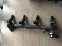 Rampa cu injectoare opel vectra b 1.8 b 90501588 90411551