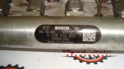 Rampa injectie Fiat Doblo 1.9 JTD din 2006 cod Bosch 0445214052