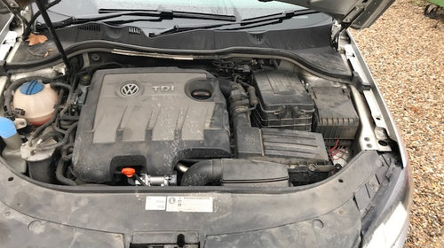 Rampa injectoare 03L 130 089R Volkswagen Passat Variant [2010] wagon (5 usi) 1.6 TDI (105 hp) 6 MT