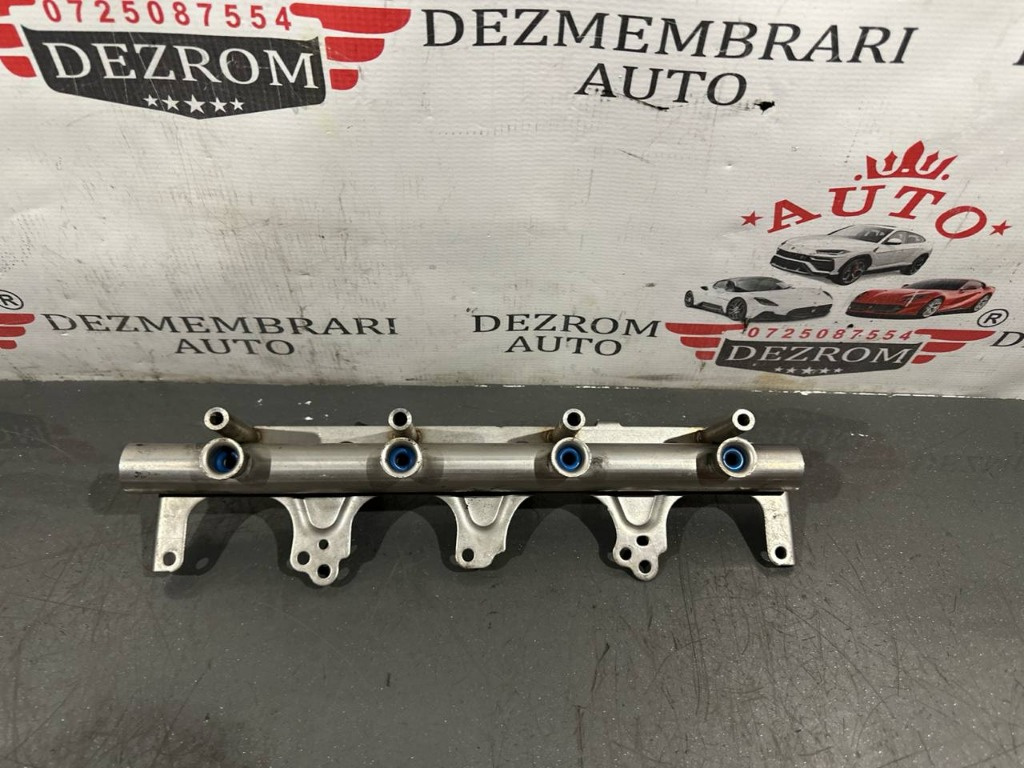 Rampa injectoare 06F133317L VW Passat B6