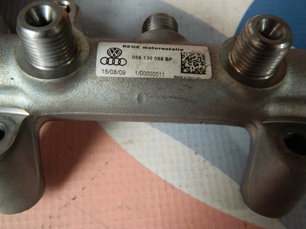 Rampa injectoare Audi A4 A5 A6 A7 A8 cod