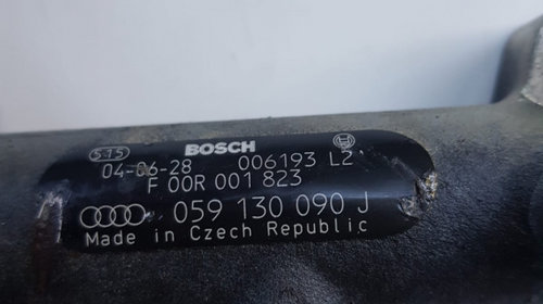 Rampa injectoare Audi A6 C4 Uzat BOSCH 059130090J