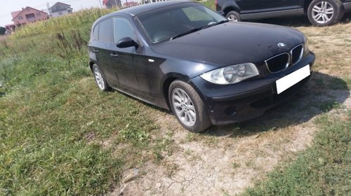 Rampa injectoare BMW Seria 1 E81, E87 2005 hatchback 2.0