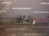 Rampa injectoare Citroen C8 2.0 d an 2005.