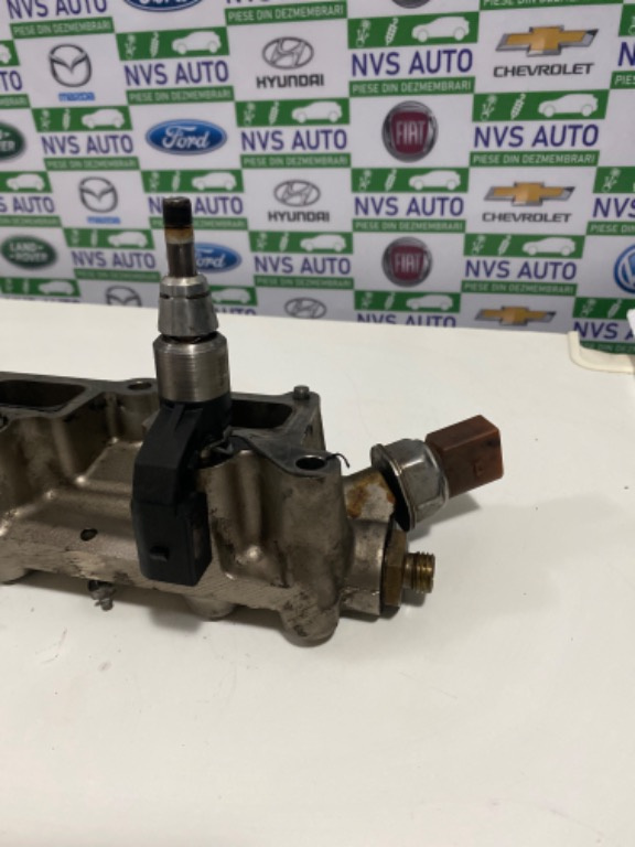 Rampa injectoare completa VW Passat B6 B