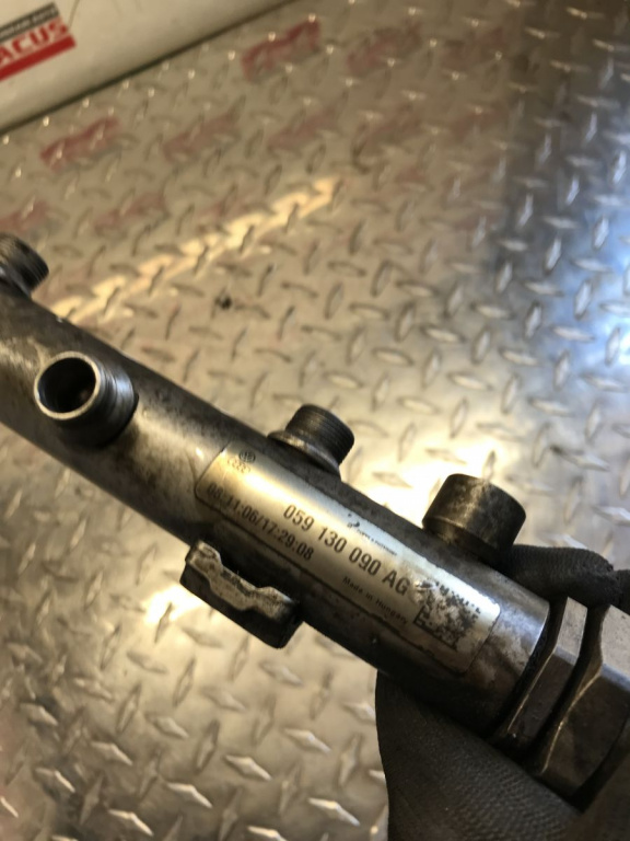 Rampa Injectoare Cu Senzor Audi A4 B8 / 