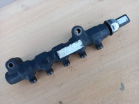 Rampa injectoare cu senzor Peugeot 407 1,6 HDI