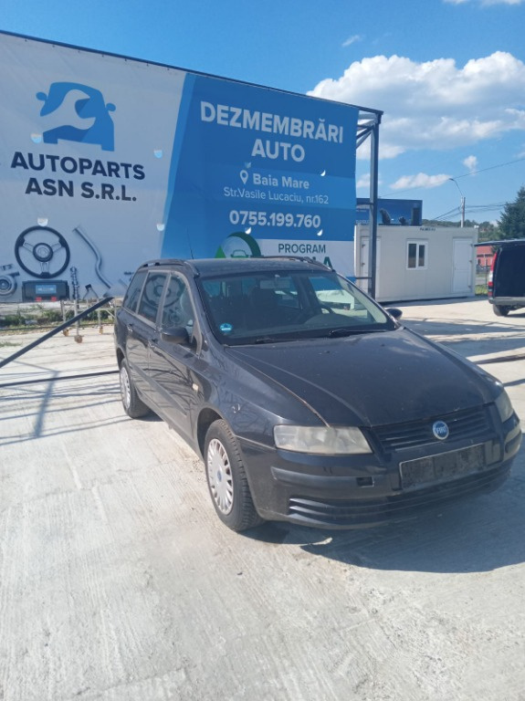 Rampa injectoare Fiat Stilo 2004 COMBI 1.6 16v