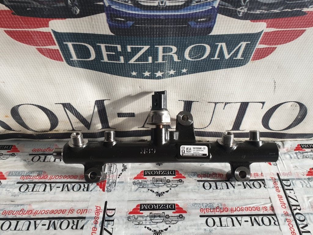 Rampa injectoare Ford C-Max II 2.0 TDCi 115cp cod piesa : 9681909680-03
