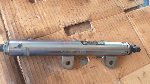 Rampa injectoare Jaguar XF 3.0 D cod produs:9