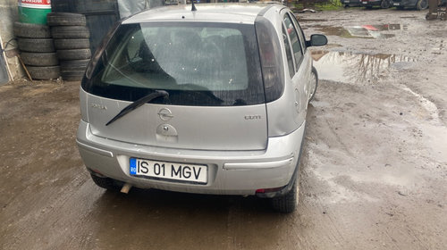 Rampa injectoare Opel Corsa C 2005 Hatchback 1.3