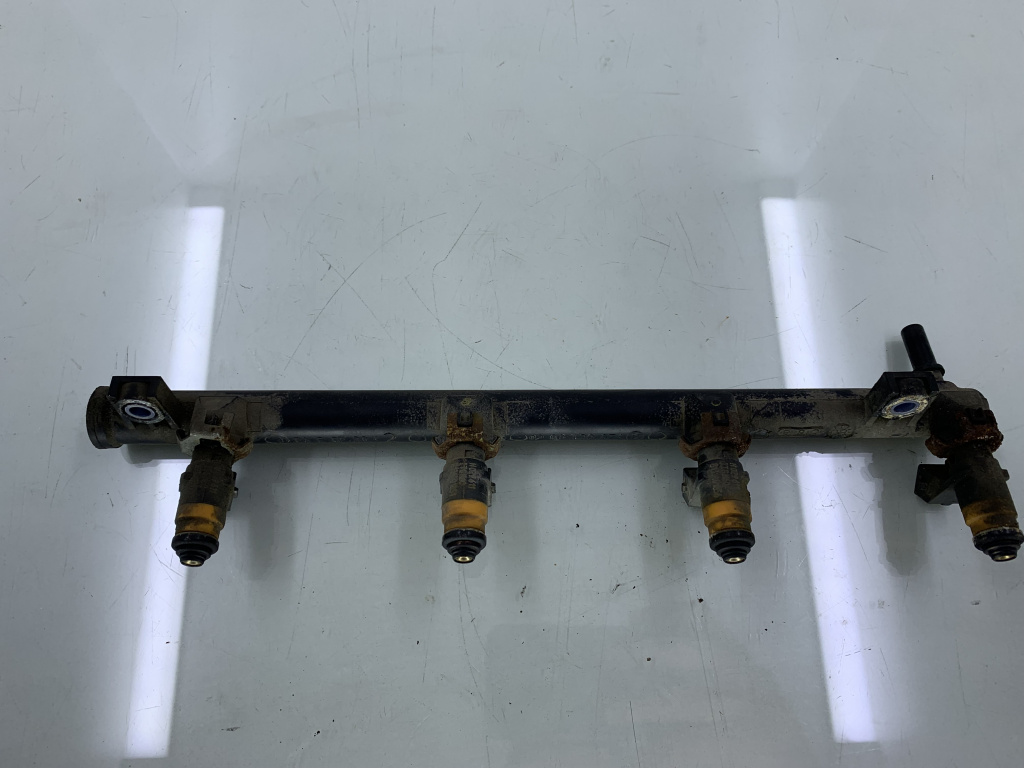 Rampa injectoare Renault CLIO 2 SYMBOL K