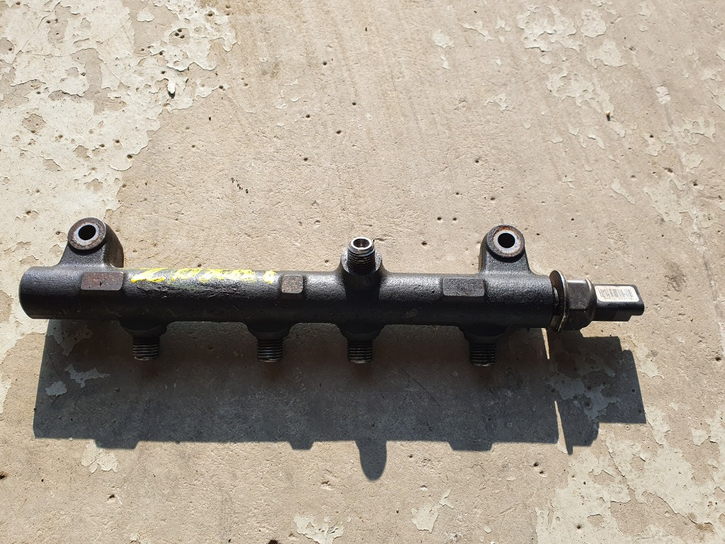 Rampa injectoare ssangyong actyon 2.0 xdi cod 664950
