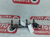 RAMPA INJECTOARE VOLKSWAGEN GOLF IV 2001 OEM:036133319.