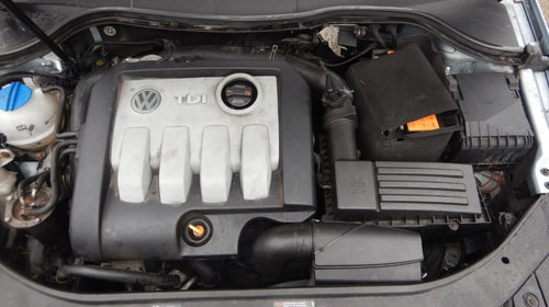 Rampa injectoare Volkswagen Passat B6 2008 Se