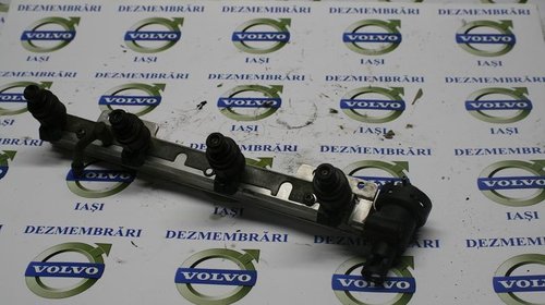 Rampa injectoare Volvo v40 s40 benzina 2001-2004