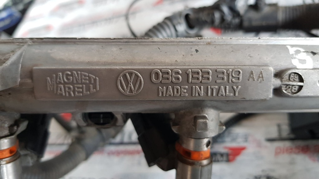 Rampa injectoare VW Bora 1.6i 105cp AZD 