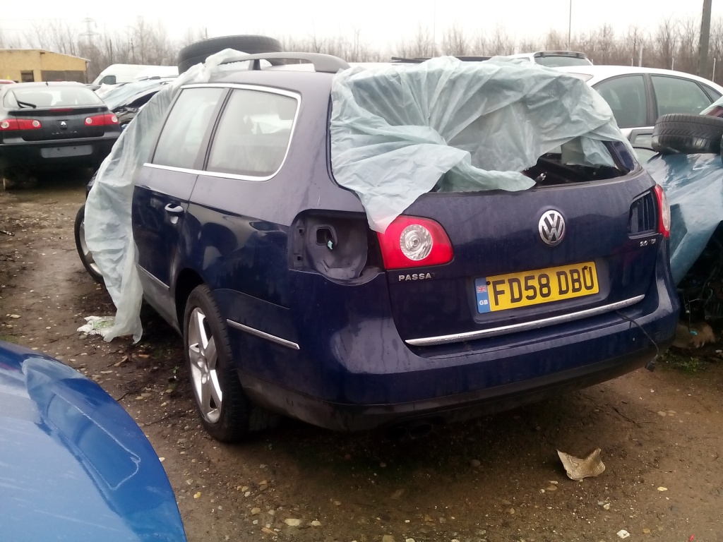 Rampa injectoare VW Passat B6 2009 Combi