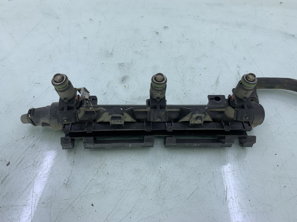Fuel Injectors for VW Fox 2006 for sale | UK