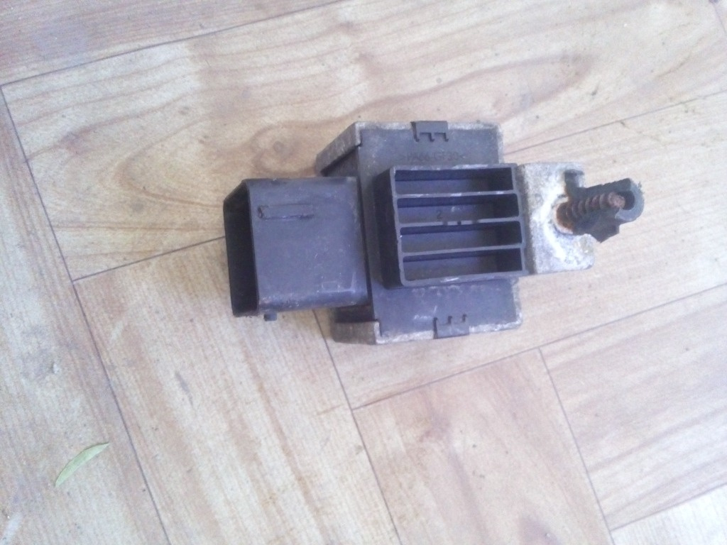 Releu Buji Ford Focus 3 An Fabricatie 2011 Cod Piesa : 9M5Q-12A343-AA