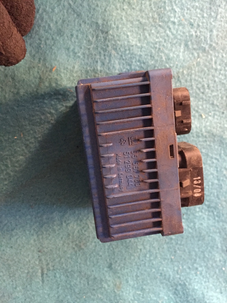 Releu bujii Corsa D 1.3 cdti cod 55557760 51299044
