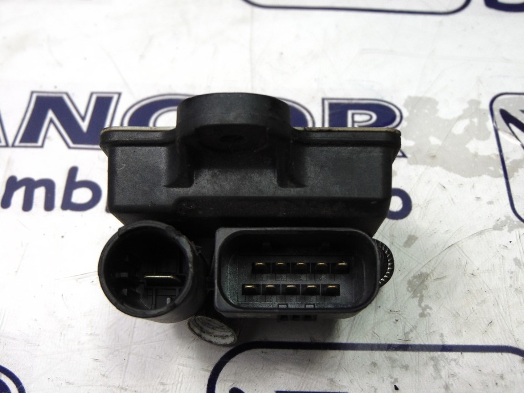 RELEU BUJII MERCEDES C-CLASS(W204) 2.2CD