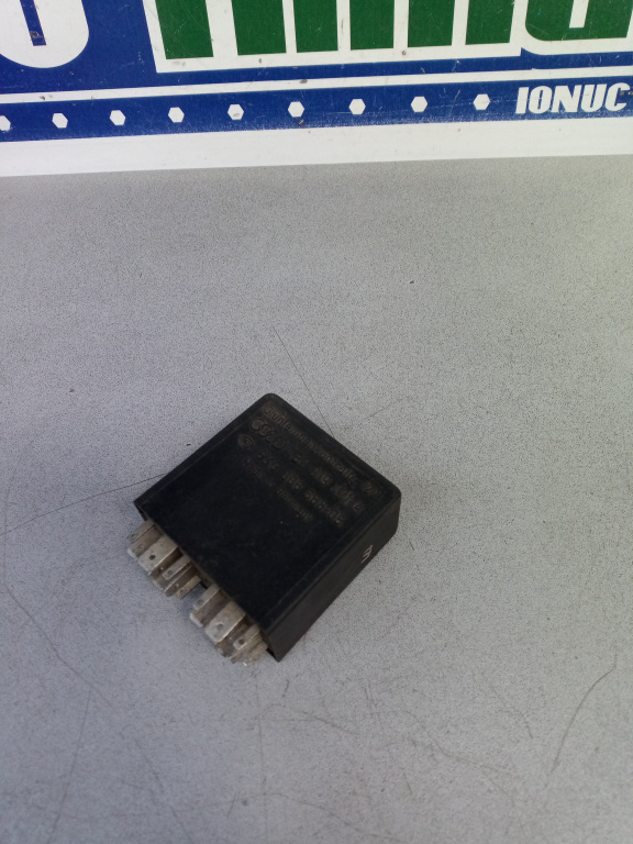 Releu control lumini 393 4B0919471A Audi A6 4B (C5) 1997-2004